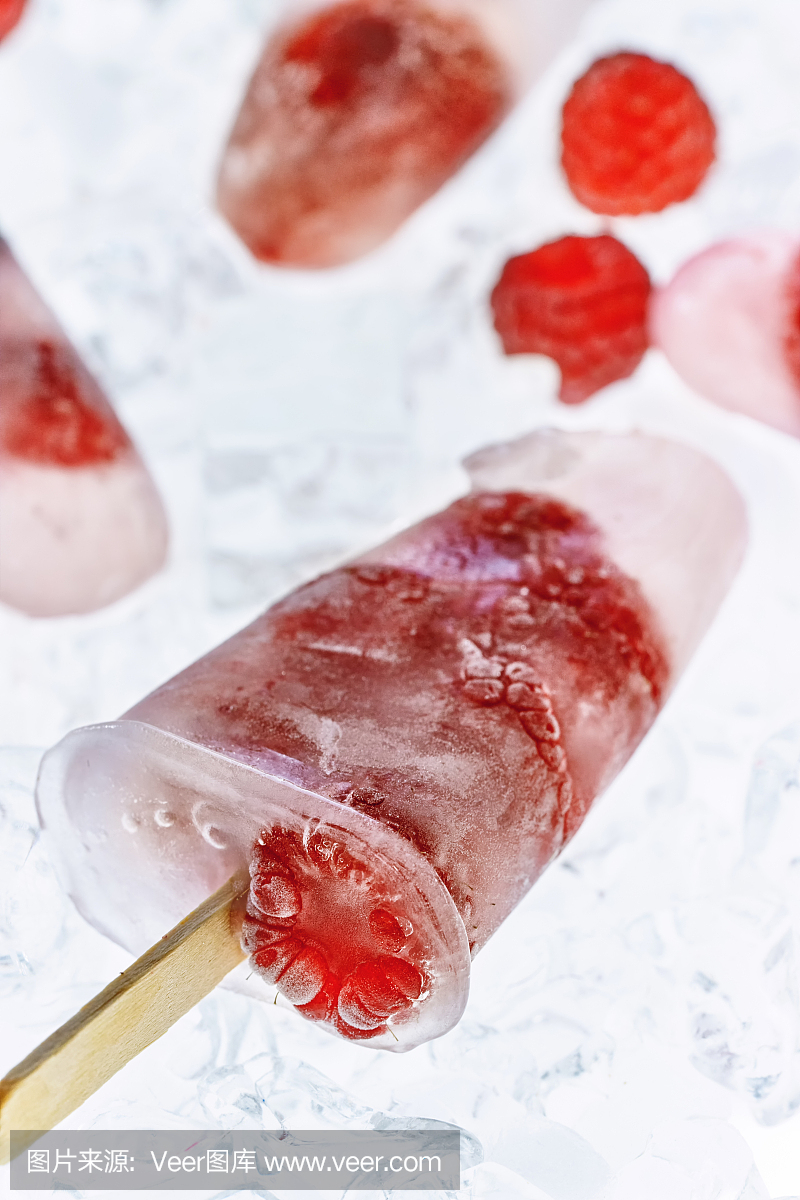 自制的冰树莓冰棒